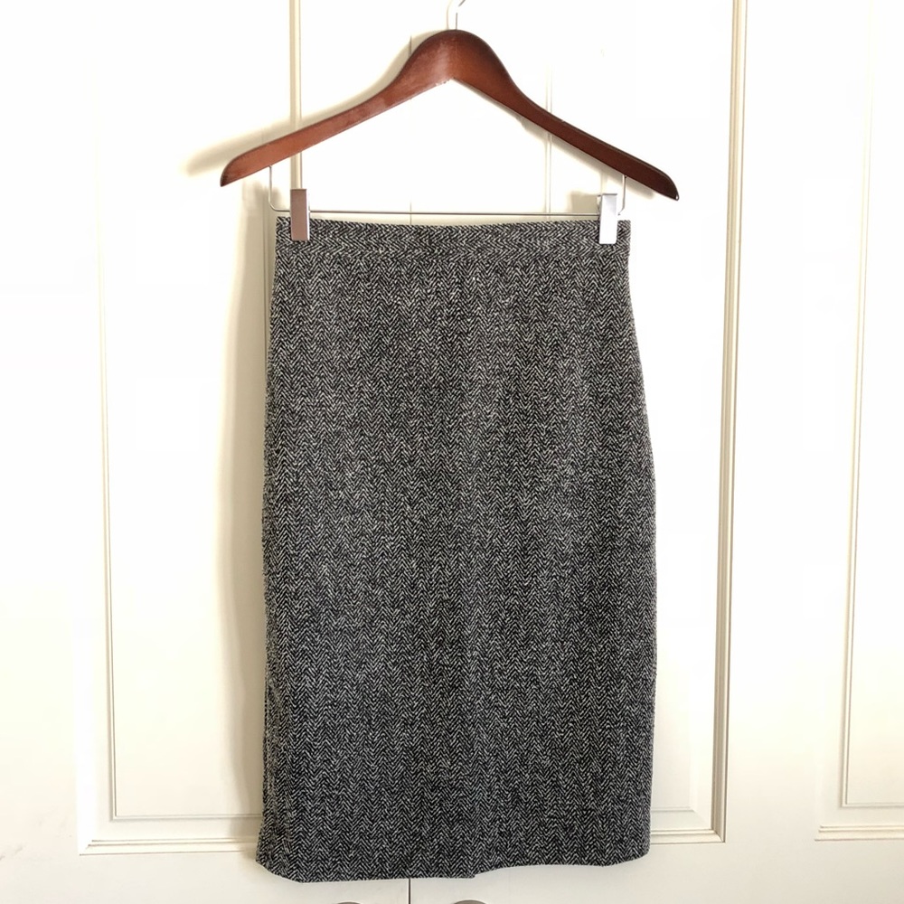 Banana Republic Chevron Tweed Pencil Skirt